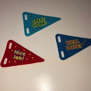 I’m selling 3 pencil decorations for your pencil.